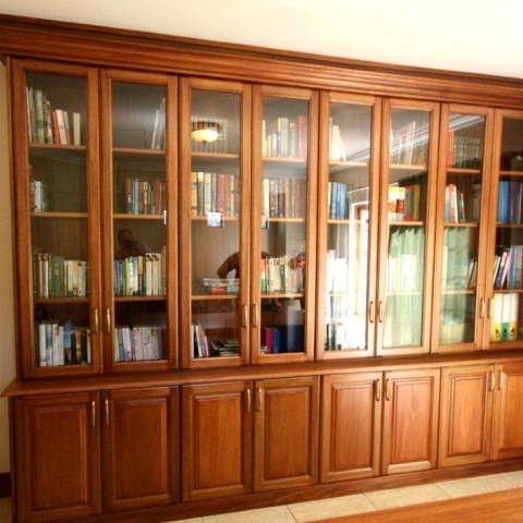 Книжный шкаф библиотека из массива дуба и МДФ